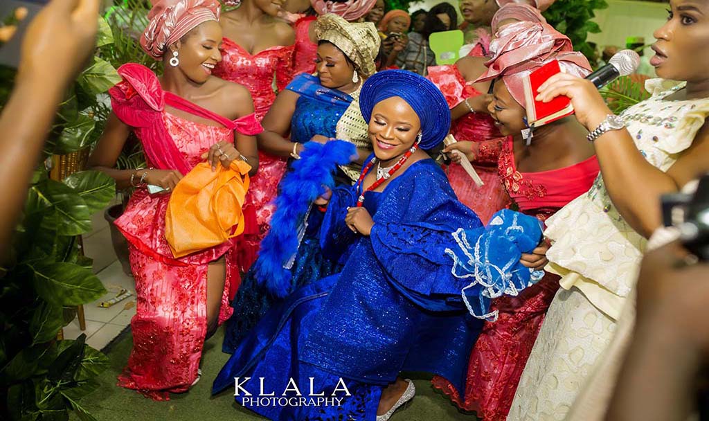 Taiwo and Kehinde Splendid Engagement Wedding Pictures